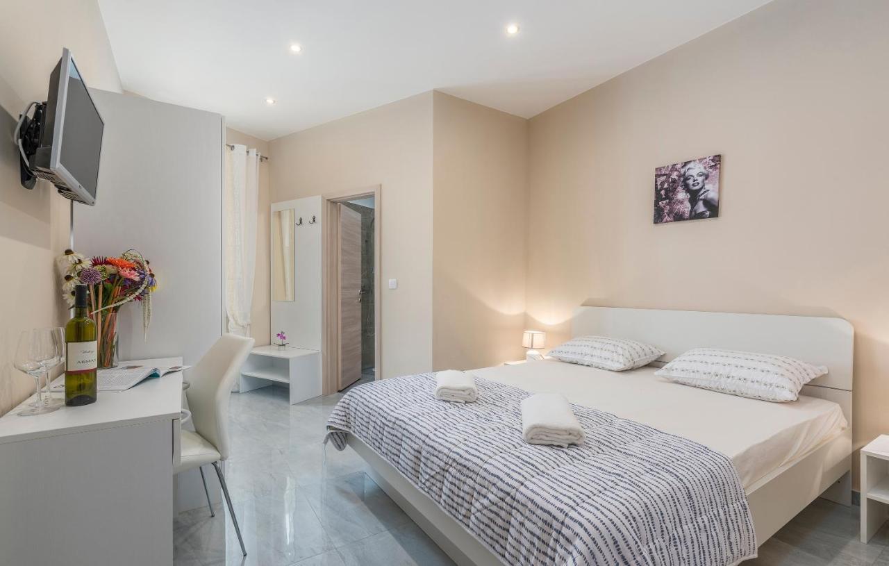 Roberto Rooms Porec Ngoại thất bức ảnh